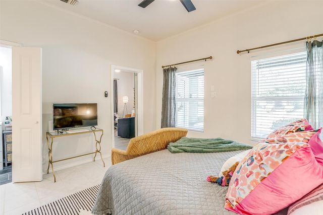 4921 El Campo Avenue, Fort Worth, TX 76107