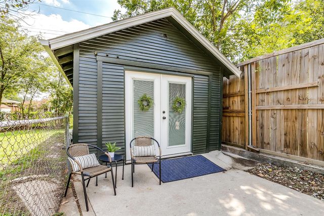 4921 El Campo Avenue, Fort Worth, TX 76107