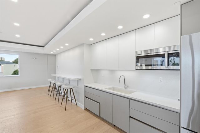 932 Broadway 306, Chelsea, MA 02150