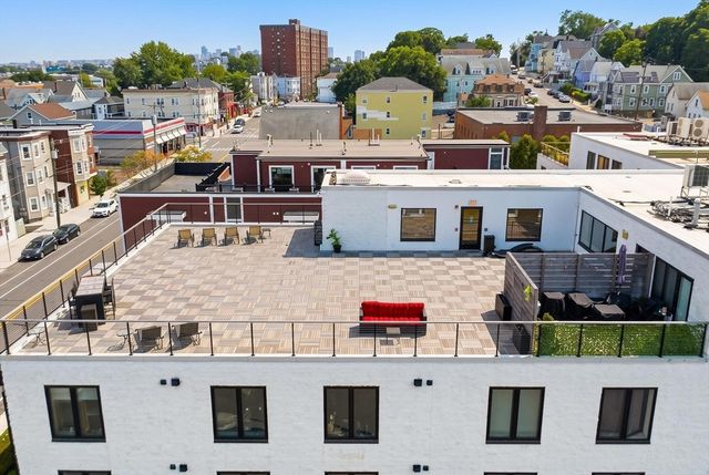 932 Broadway 306, Chelsea, MA 02150