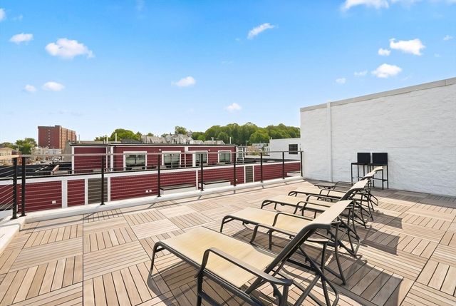 932 Broadway 306, Chelsea, MA 02150