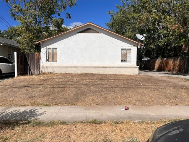 208 E Olive, San Bernardino, CA 92410