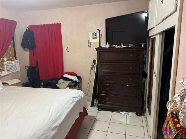 208 E Olive, San Bernardino, CA 92410