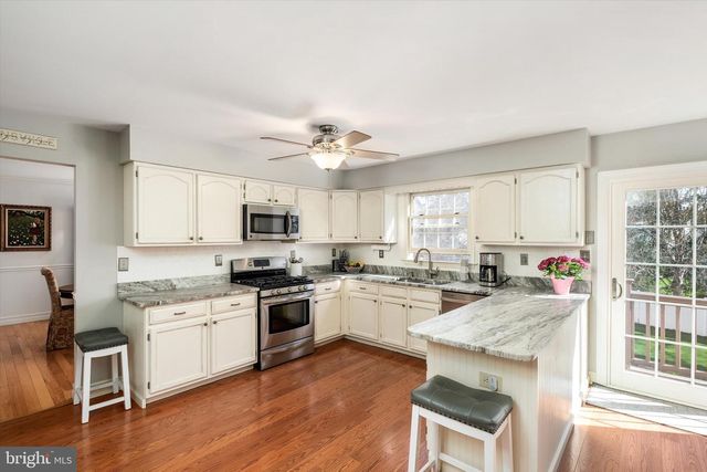 11 THISTLE PL, Robbinsville, NJ 08691