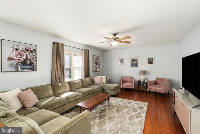 11 THISTLE PL, Robbinsville, NJ 08691