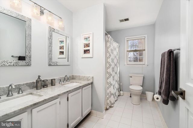 11 THISTLE PL, Robbinsville, NJ 08691