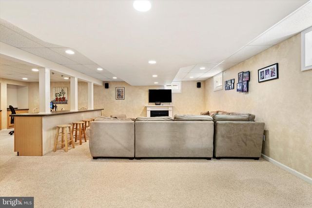 11 THISTLE PL, Robbinsville, NJ 08691