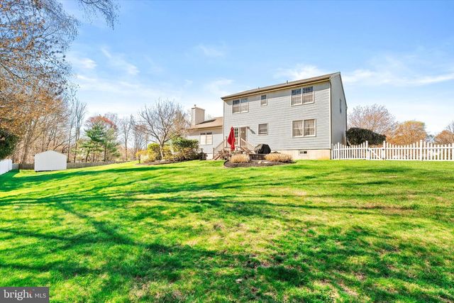 11 THISTLE PL, Robbinsville, NJ 08691