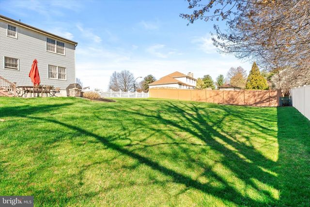 11 THISTLE PL, Robbinsville, NJ 08691