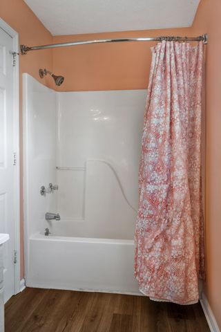 104 Edgehill Ln, Hendersonville, TN 37075