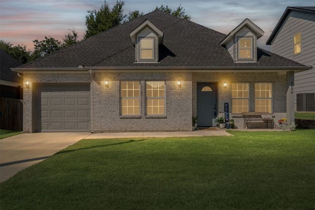 5506 Cold Water, Granbury, TX 76048