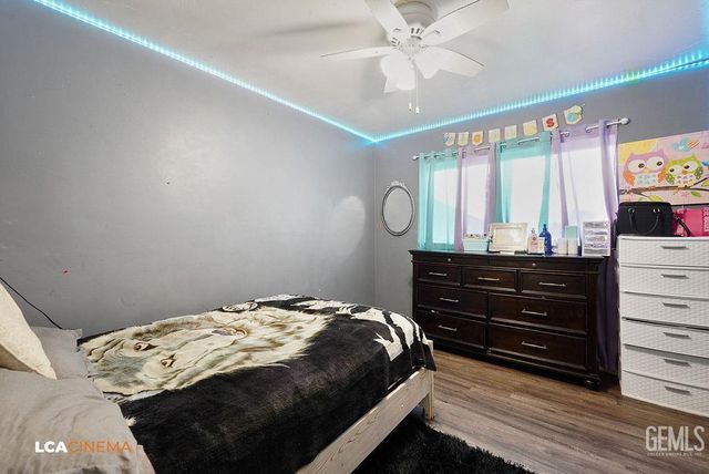 2204 Lynwood Street, Bakersfield, CA 93306