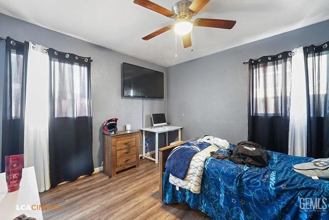 2204 Lynwood Street, Bakersfield, CA 93306