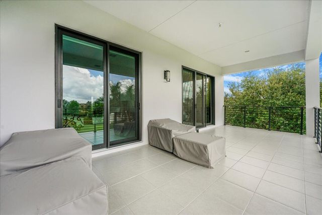 9093 Chauvet Way, Boca Raton, FL 33496