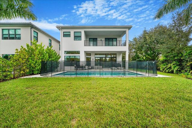 9093 Chauvet Way, Boca Raton, FL 33496