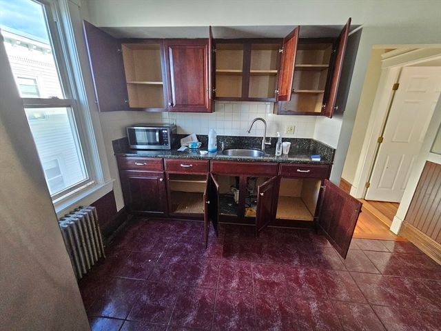 14 Gibson St 3, Boston, MA 02122