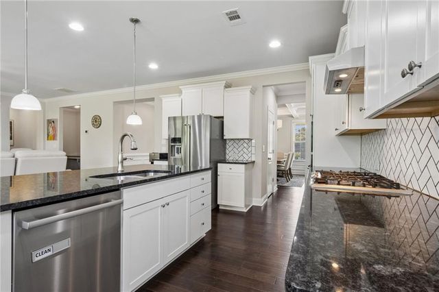 7110 Sailaway Drive, Flowery Branch, GA 30542