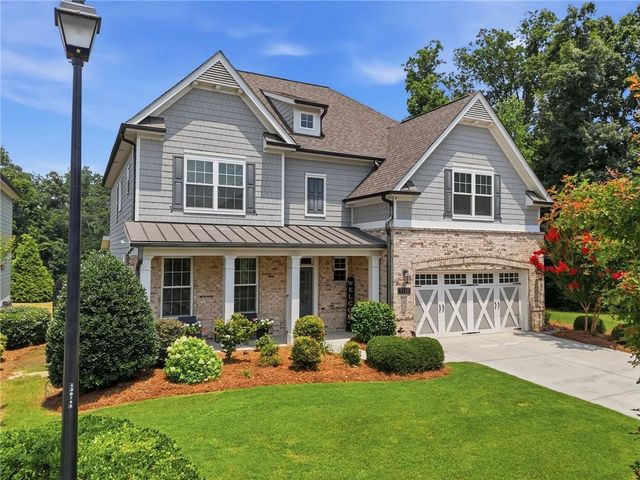 7110 Sailaway Drive, Flowery Branch, GA 30542