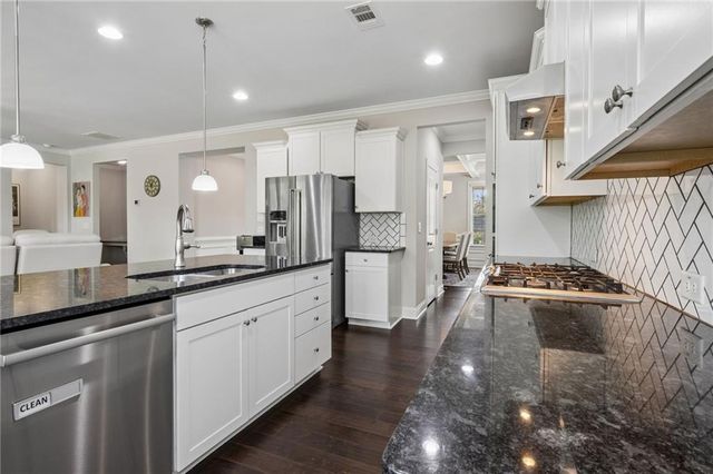 7110 Sailaway Drive, Flowery Branch, GA 30542