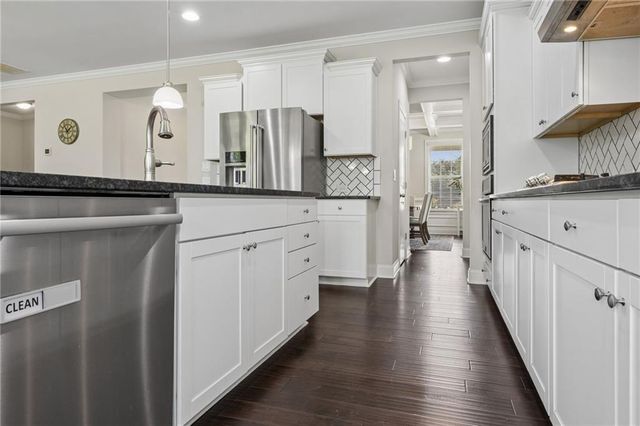 7110 Sailaway Drive, Flowery Branch, GA 30542