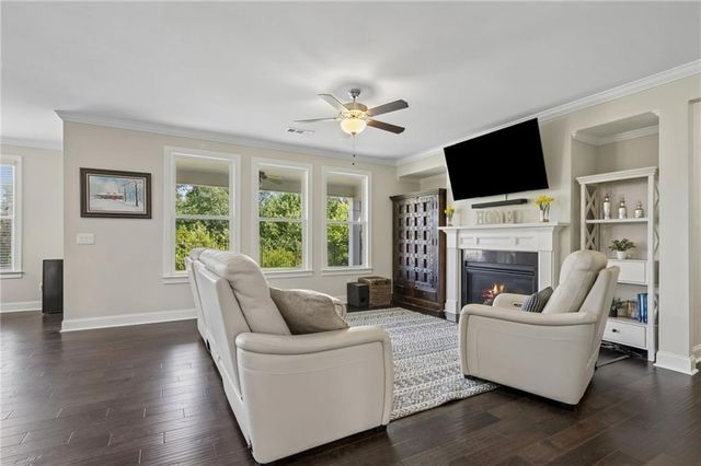 7110 Sailaway Drive, Flowery Branch, GA 30542