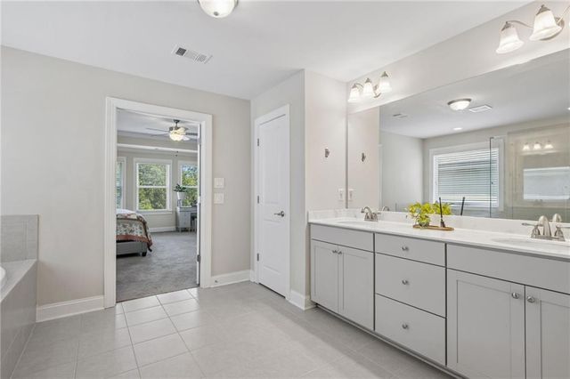 7110 Sailaway Drive, Flowery Branch, GA 30542