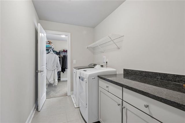 7110 Sailaway Drive, Flowery Branch, GA 30542