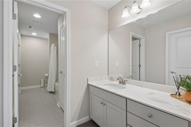 7110 Sailaway Drive, Flowery Branch, GA 30542