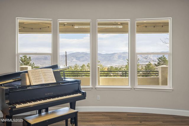 5640 Rue Saint Tropez Street, Reno, NV 89511