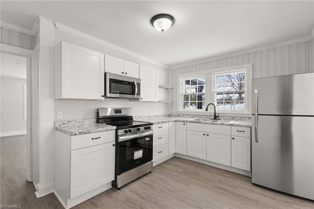 398 Salisbury E Street, Denton, NC 27239