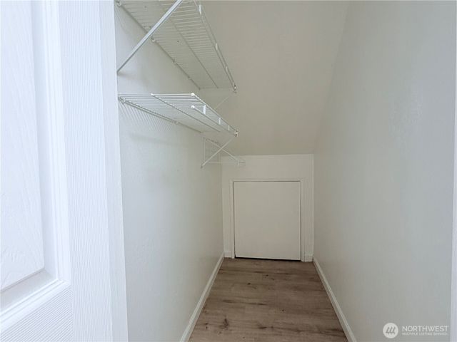 904 N Waugh Road, Mount Vernon, WA 98273