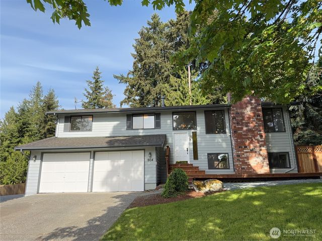 904 N Waugh Road, Mount Vernon, WA 98273