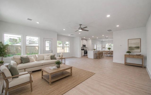5011 Yellowstone Boulevard, Houston, TX 77021
