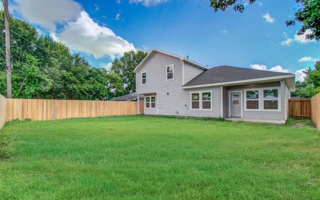 5011 Yellowstone Boulevard, Houston, TX 77021