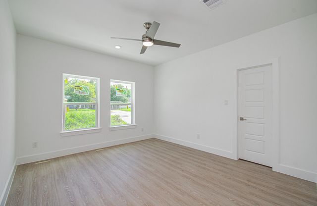 5011 Yellowstone Boulevard, Houston, TX 77021