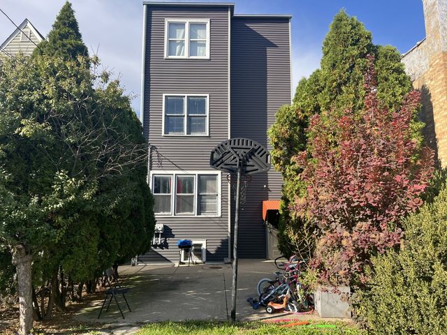 1317 S 51st Avenue, Cicero, IL 60804