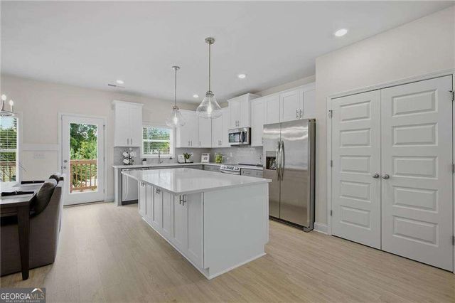 814 Glennferry Bend, Mableton, GA 30126