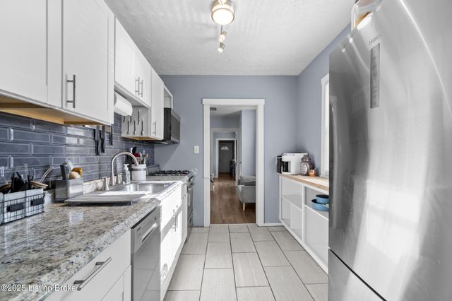 810 Weller Ave, Louisville, KY 40208