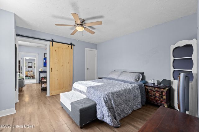 810 Weller Ave, Louisville, KY 40208