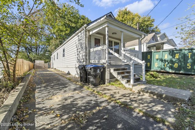 810 Weller Ave, Louisville, KY 40208