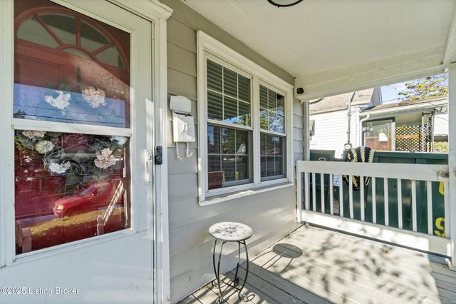 810 Weller Ave, Louisville, KY 40208