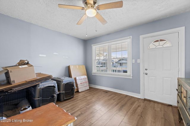 810 Weller Ave, Louisville, KY 40208