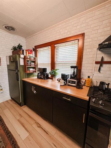 2927 SUNSET POINT LANE, Oshkosh, WI 54904