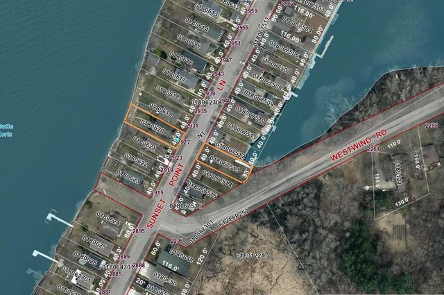 2927 SUNSET POINT LANE, Oshkosh, WI 54904