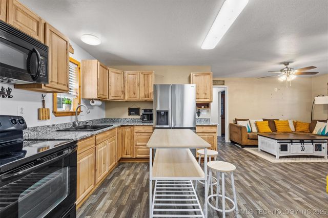 233 Joy Lane, Cartwright, OK 74731