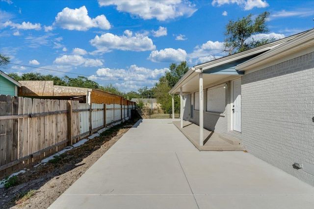 1233 N Lorraine, Wichita, KS 67214