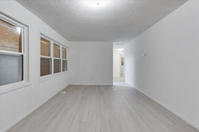 1233 N Lorraine, Wichita, KS 67214