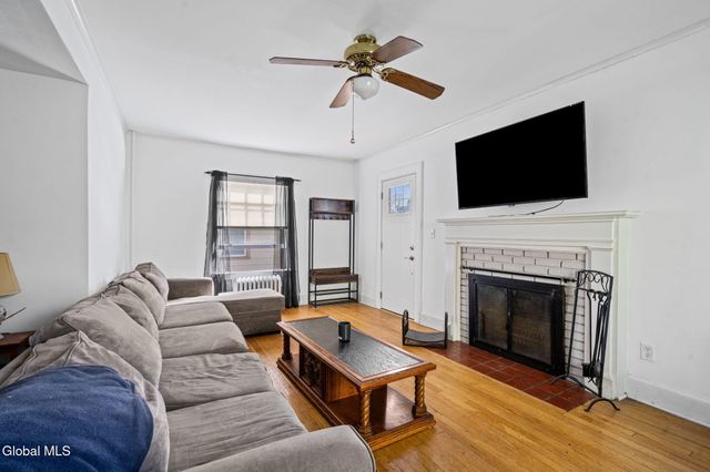 814 Rankin Avenue, Schenectady, NY 12308