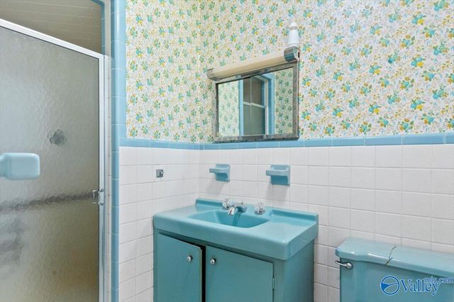 8511 Valley View Drive, Huntsville, AL 35802