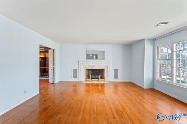 8511 Valley View Drive, Huntsville, AL 35802